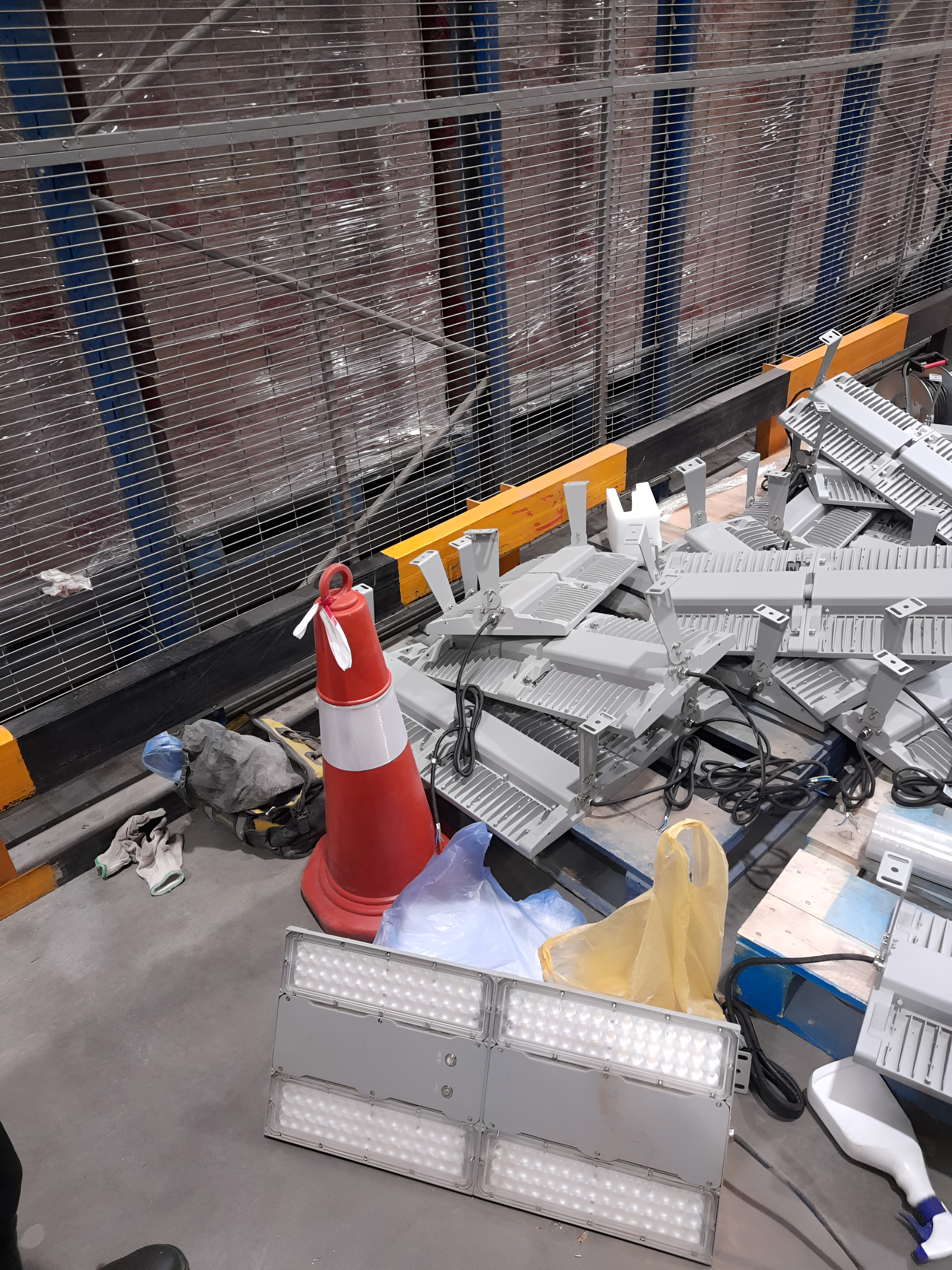 INSTALLATION OF LED LIGHT.